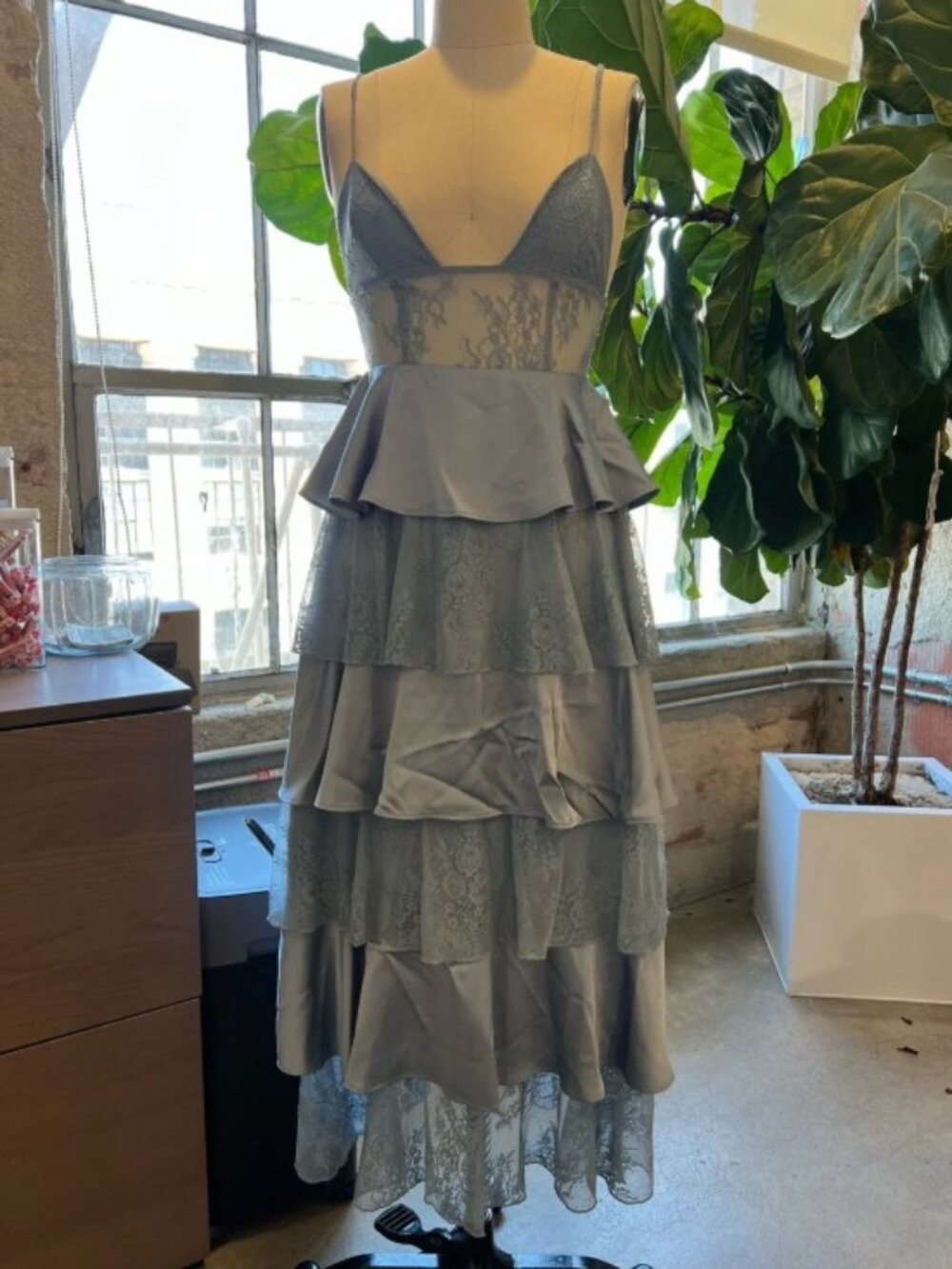 WeWoreWhat Tiered Lace Midi Dress in Storm - Picture 4 of 7